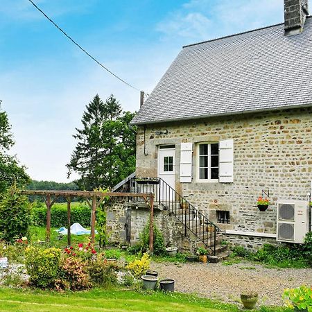 Awesome Home In Saint-Sever-Calvados With Kitchen Exterior photo